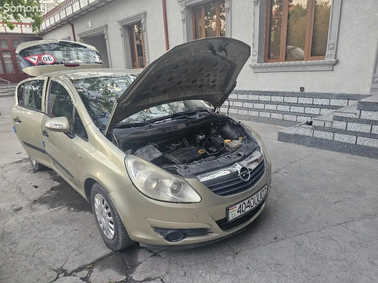 Opel Corsa 2007 · 1.2 AMT