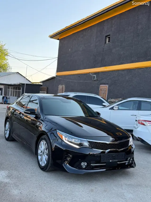 Kia Optima 2016 · 2.4 AT