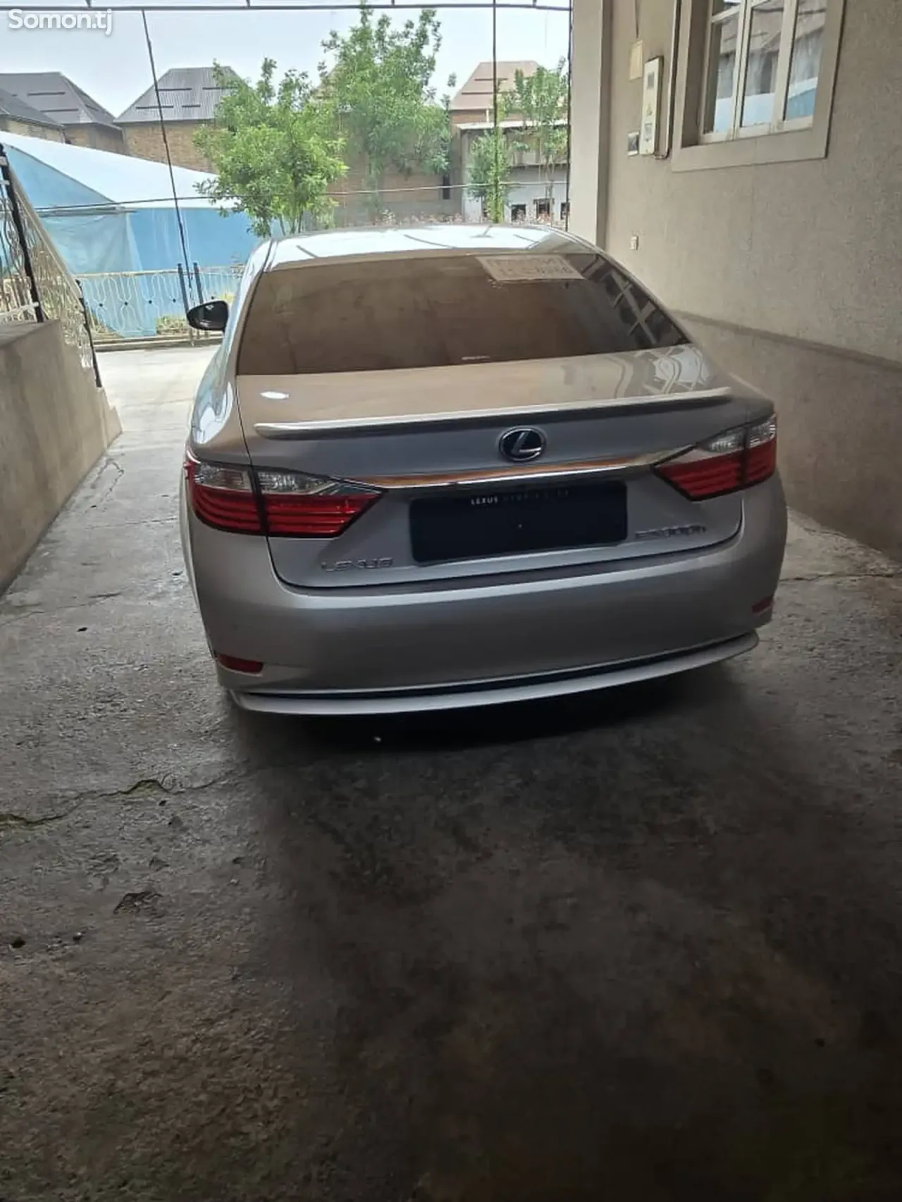Lexus ES series 2015 · 2.5 AT