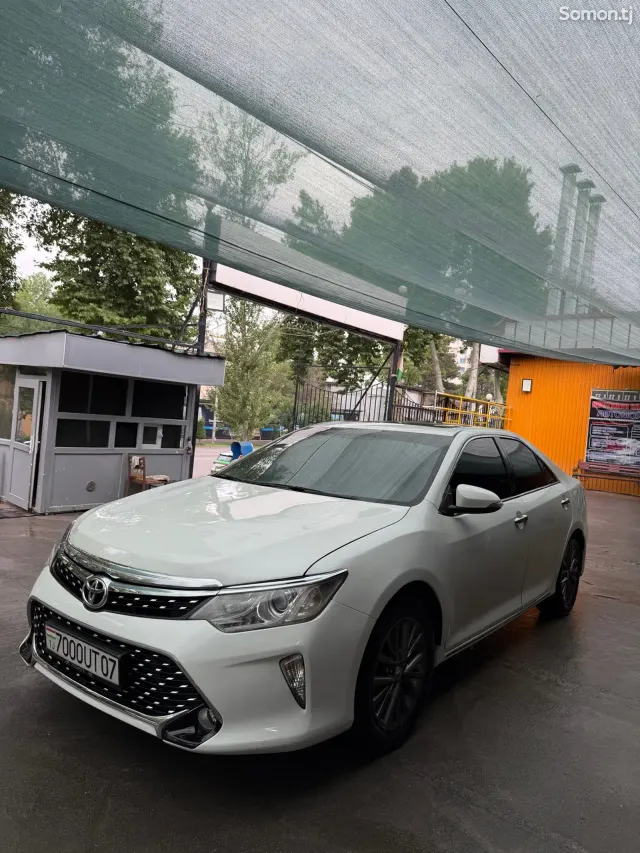 Toyota Camry 2013 · 3.5 AT