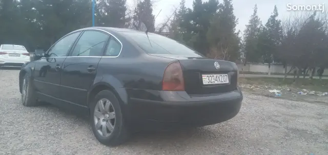 Volkswagen Passat 2004 · 1.9 AT