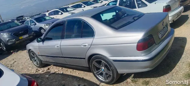 BMW 5 series 1998 · 2.5 MT