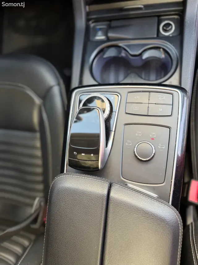 Mercedes-Benz GLE class 2016 · 3.0 AT
