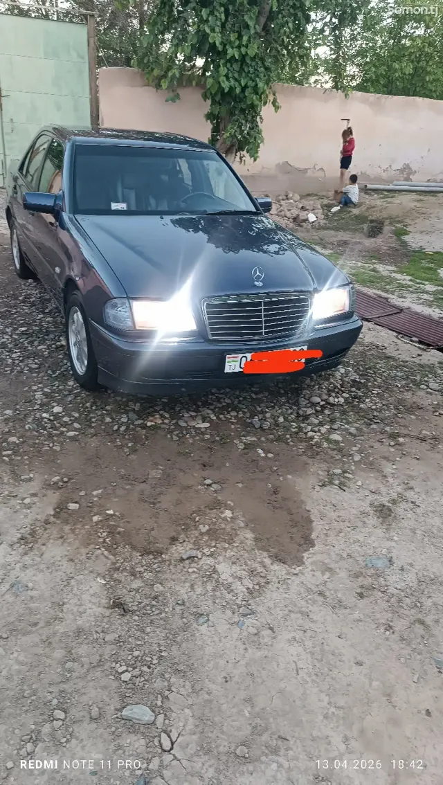 Mercedes-Benz C class 1999 · 1.8 MT