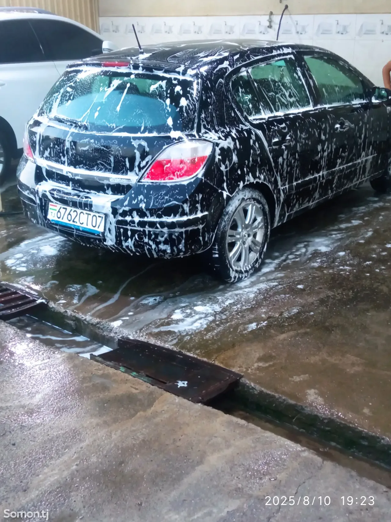 Opel Astra H 2007 · 1.6 MT