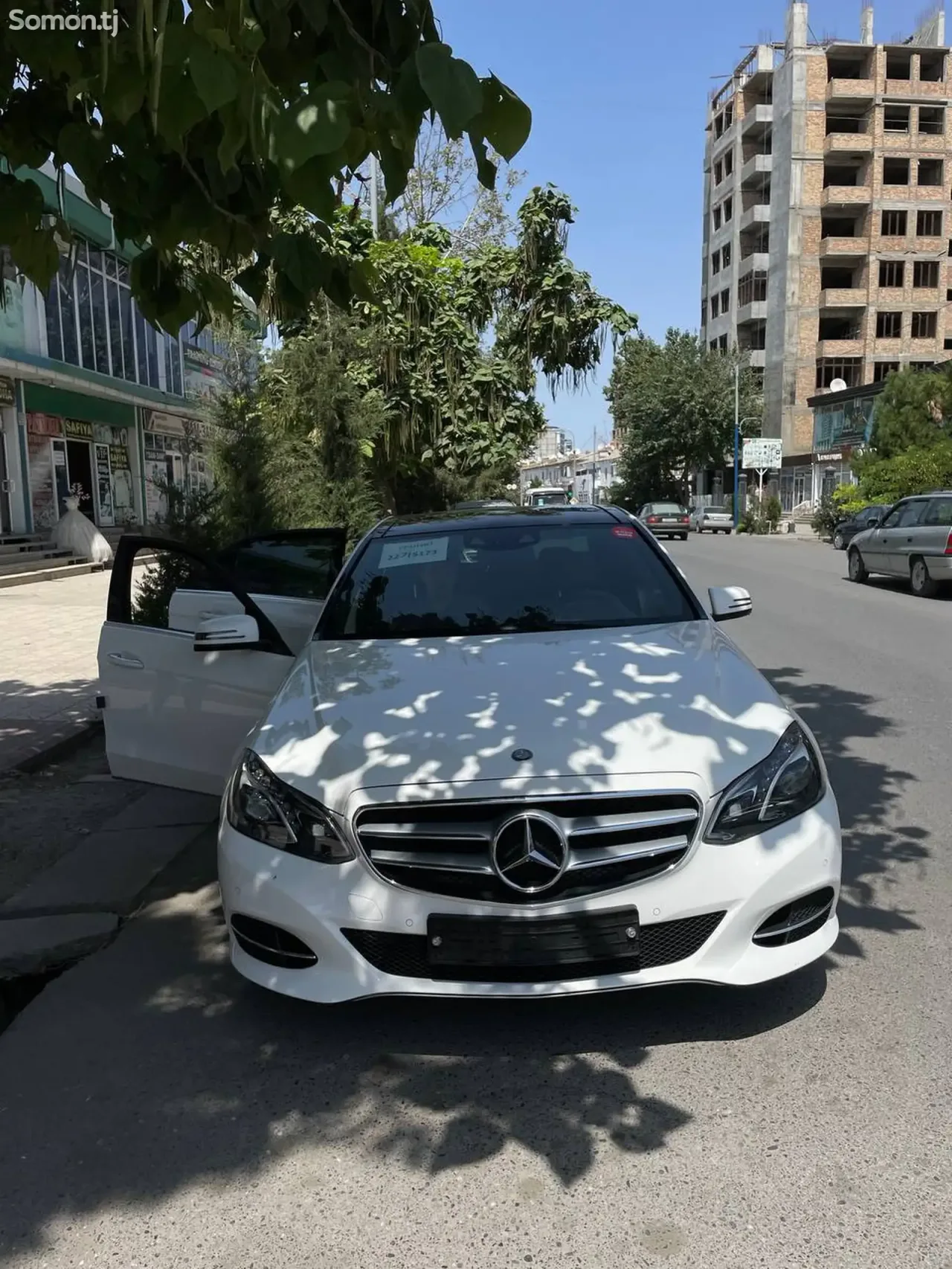 Mercedes-Benz E class 2014 · 3.5 AT