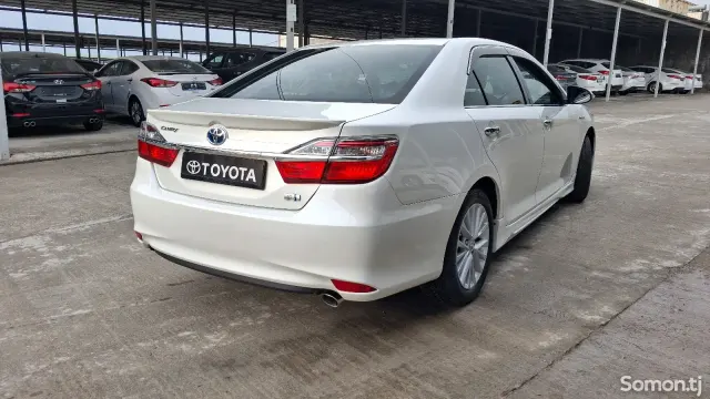 Toyota Camry 2015 · 2.5 AT