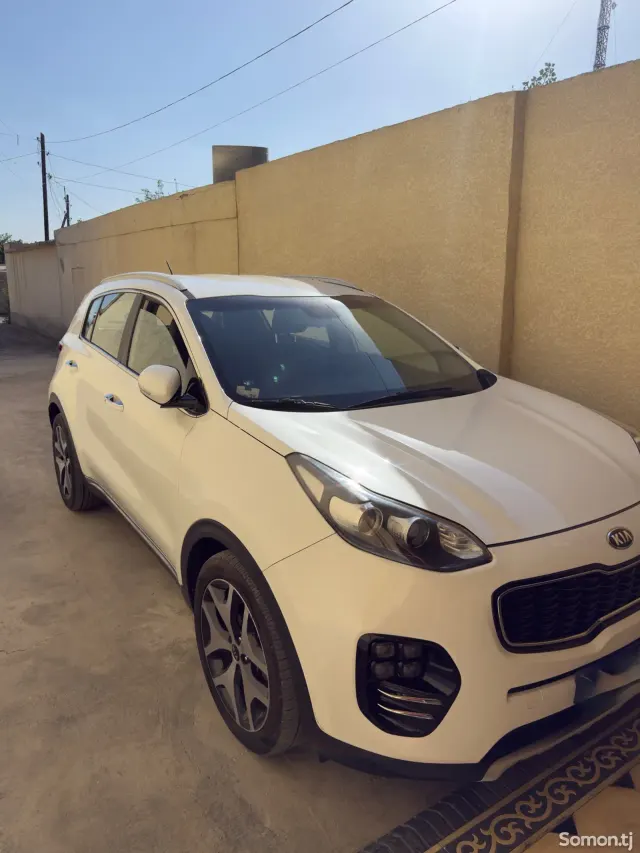 Kia Sportage 2016 · 2.0 AT