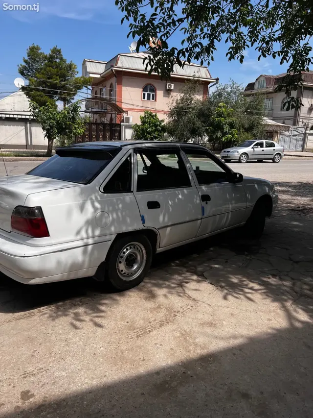 Daewoo Nexia 1999 · 1.6 MT