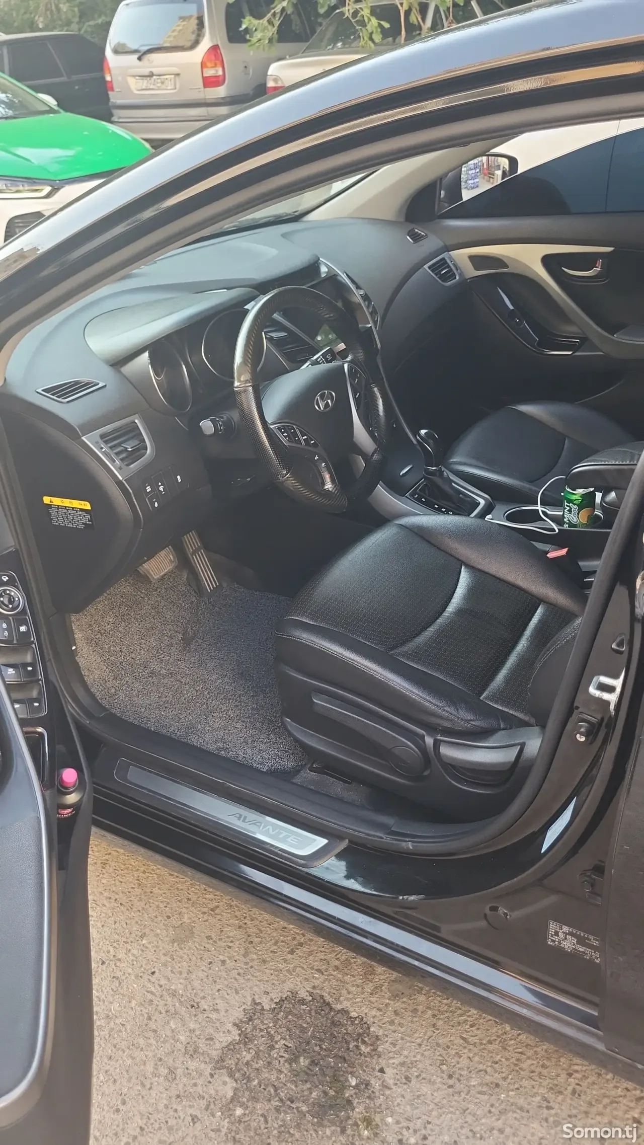 Hyundai Avante 2014 · 1.6 AT