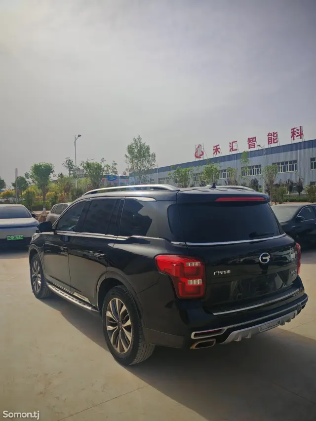 GAC Trumpchi GS8 2017 · 2.0 AT
