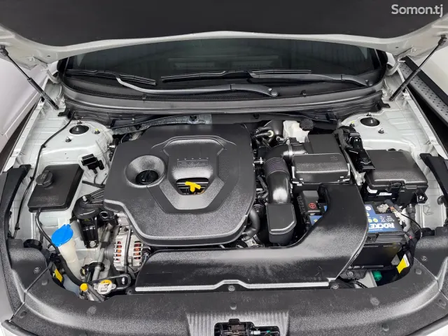 Hyundai Sonata 2014 · 2.0 AT
