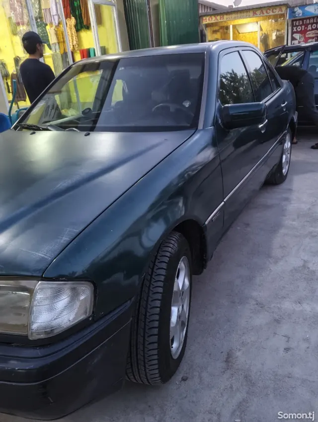 Mercedes-Benz C class 1996 · 1.8 MT