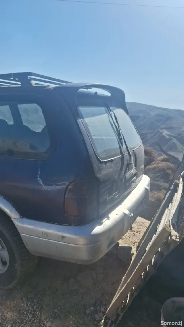 Kia Sportage 1996 · 2.0 MT