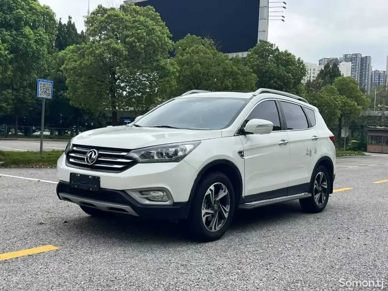 Dongfeng L7 2017 · 2.0 AT