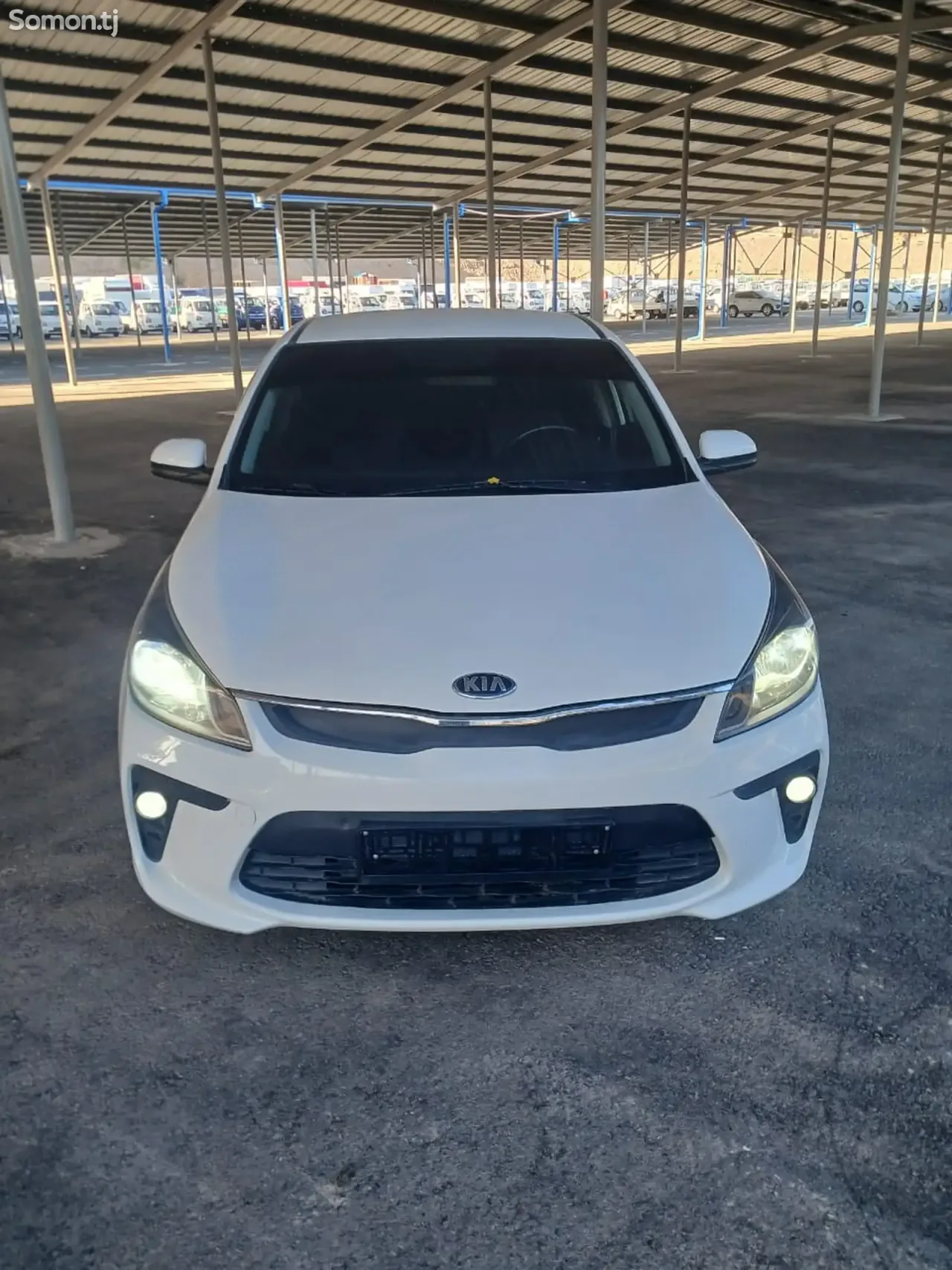 Kia Rio 2019 · 1.6 AT