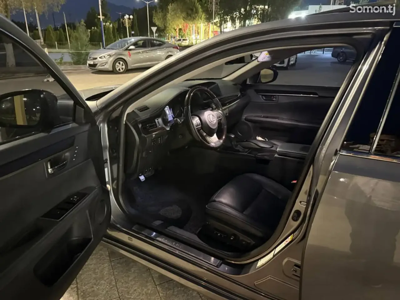 Lexus ES series 2016 · 3.0 AT