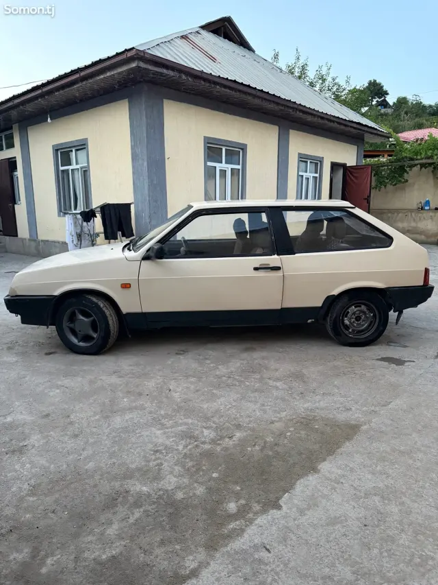 Lada (ВАЗ) 2108 1988 · 1.5 MT