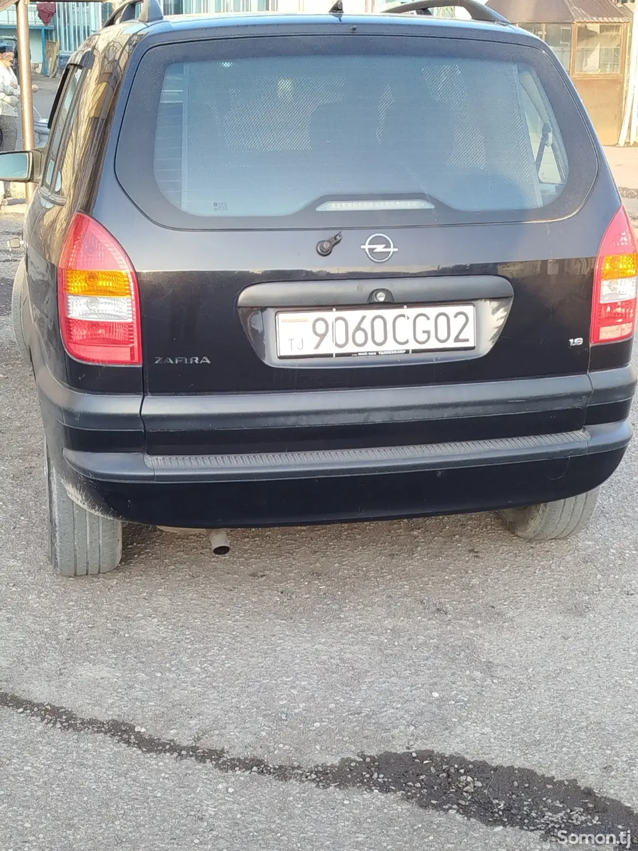 Opel Zafira 1999 · 1.6 MT