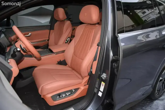 BYD Tang 2025 · AMT
