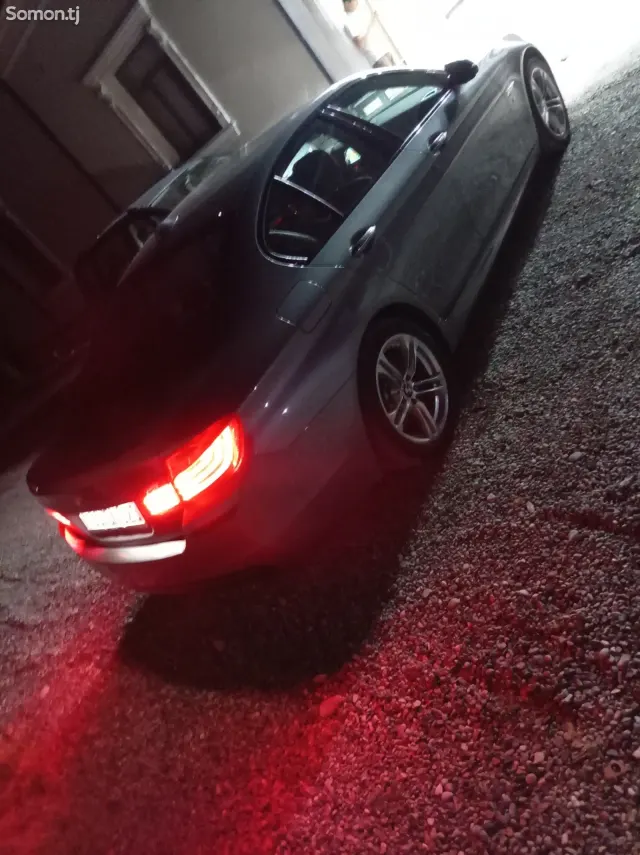 BMW 5 series 2016 · 2.0 AT