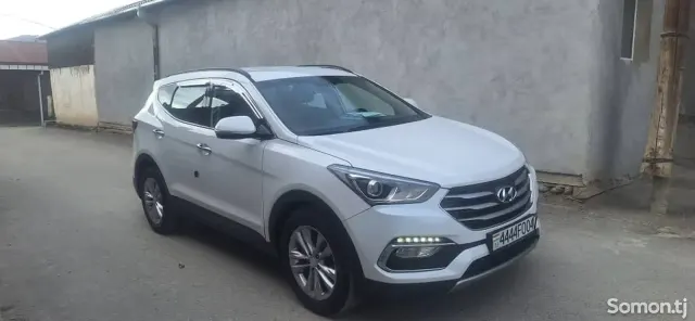 Hyundai Santa Fe 2016 · 2.0 AT
