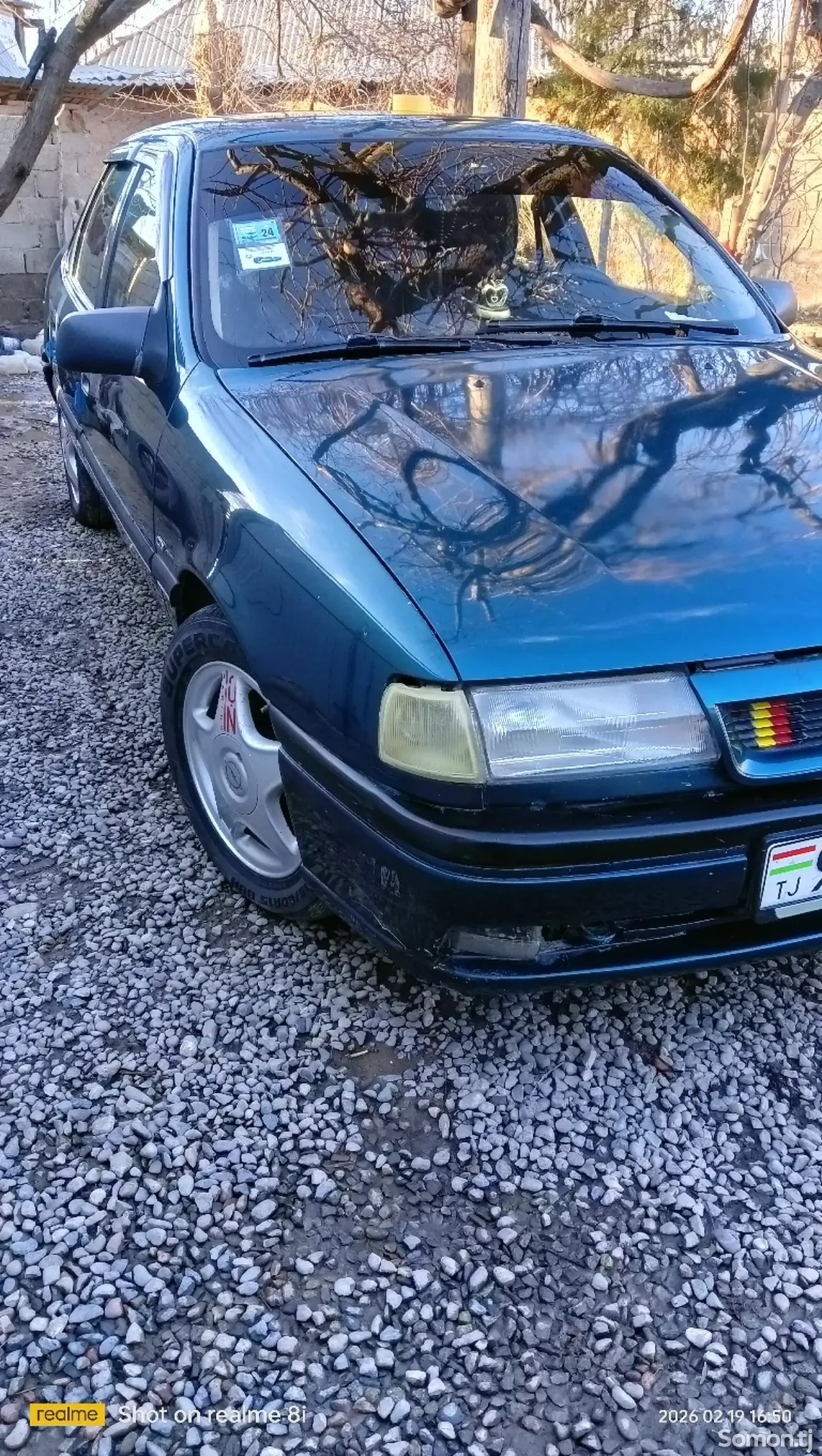 Opel Vectra A 1995 · 1.6 MT