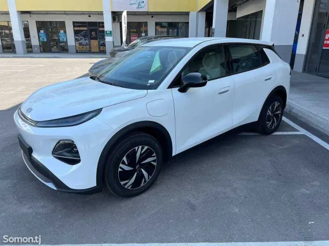 Changan Qiyuan Q 2025 · AMT