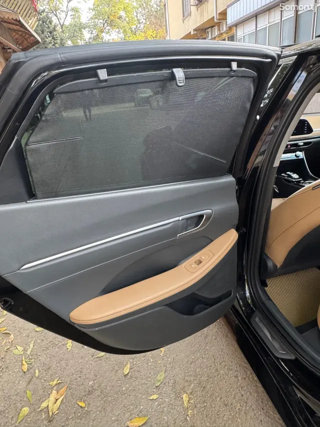 Hyundai Sonata 2020 · 2.5 AT