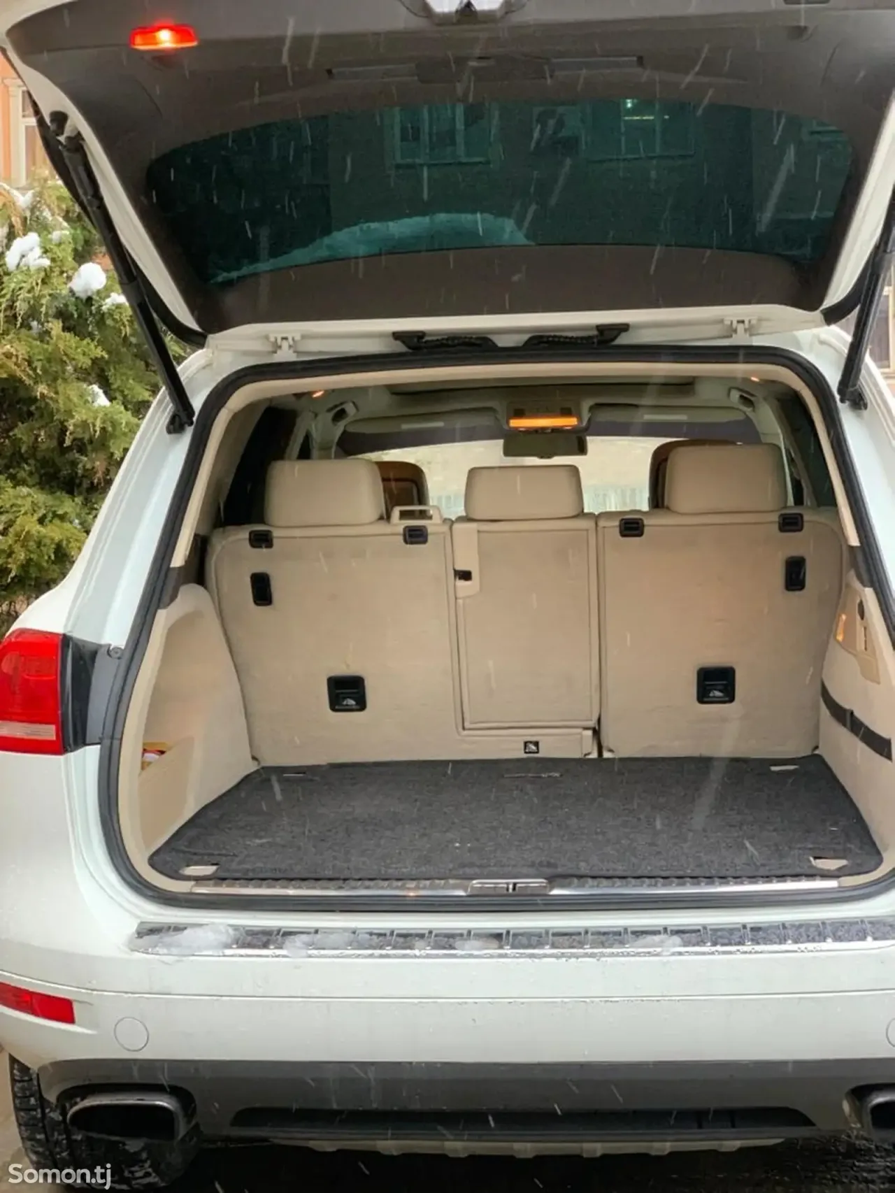 Volkswagen Touareg 2013 · 3.0 AT