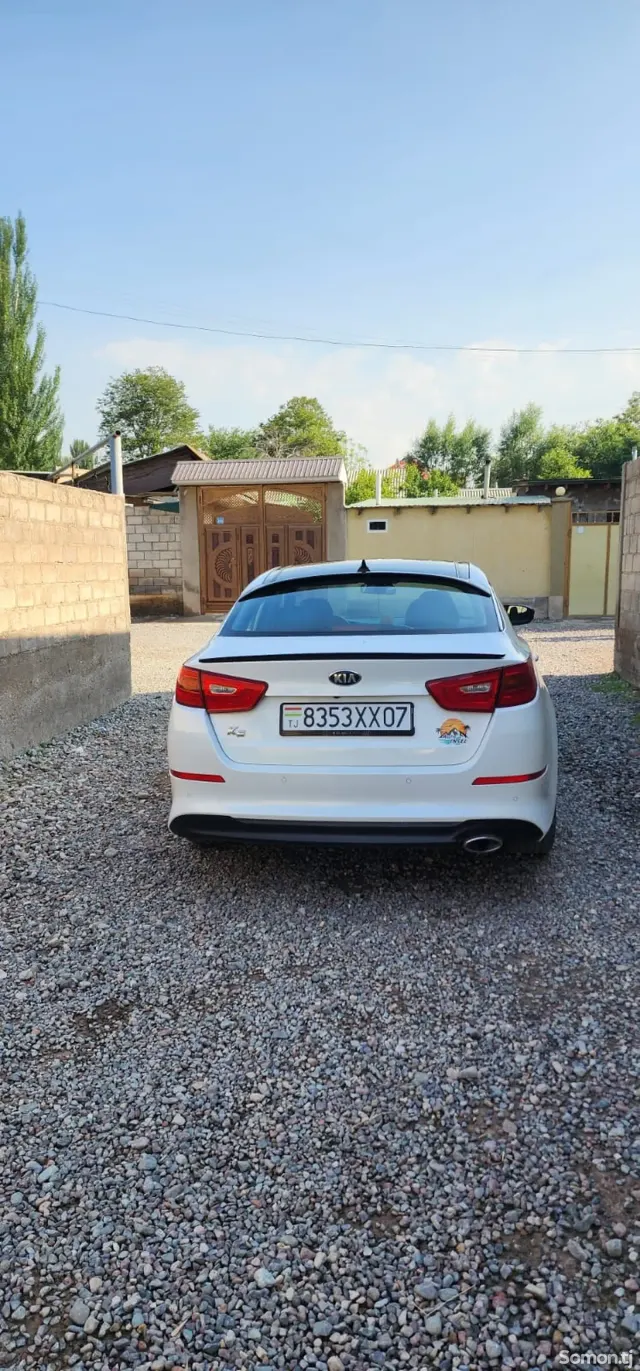 Kia K5 2014 · 2.0 AT
