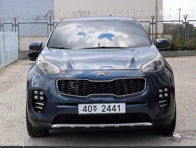 Kia Sportage 2015 · 2.0 MT
