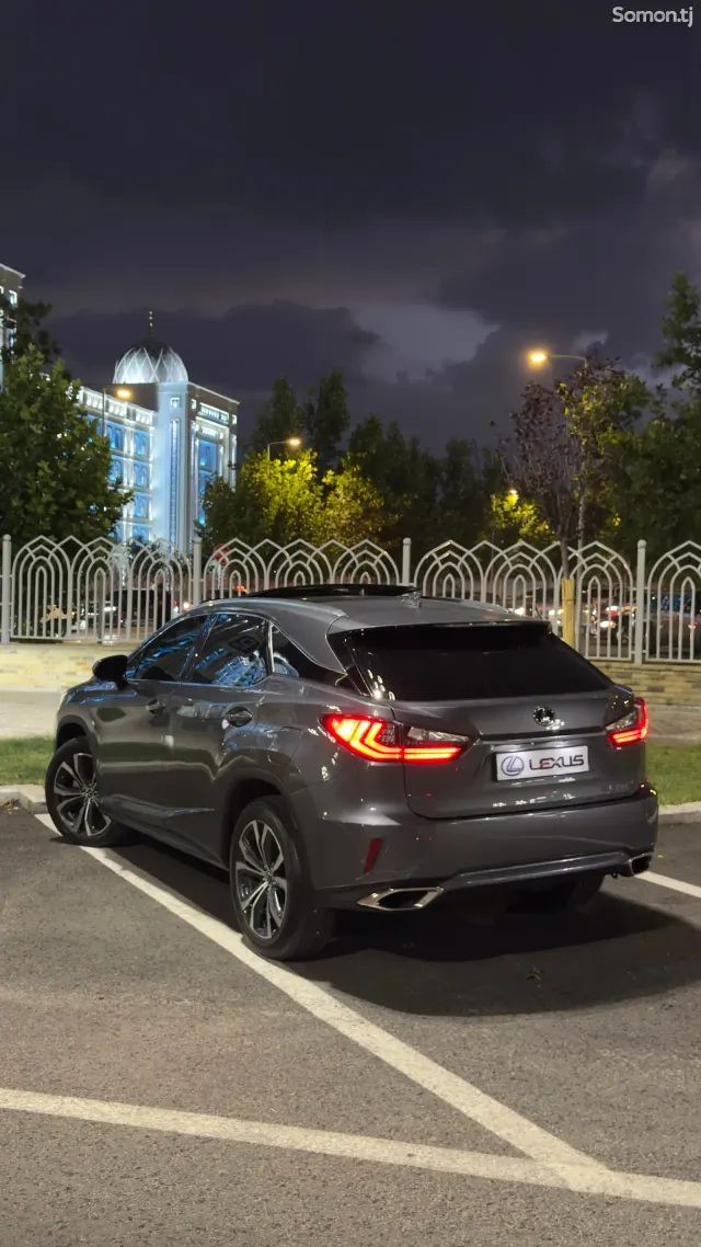 Lexus RX series 2016 · 3.5 AT