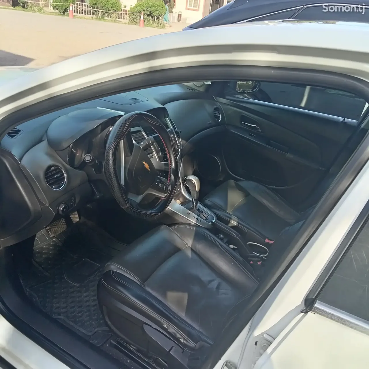Chevrolet Cruze 2009 · 1.6 AT