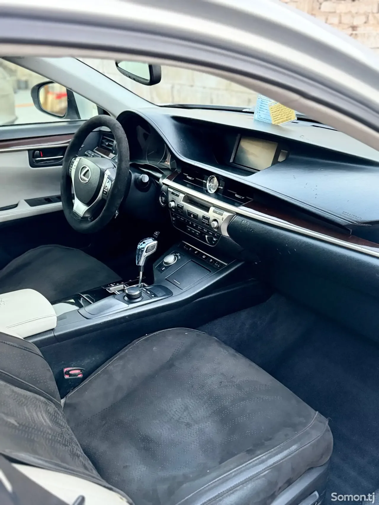 Lexus ES series 2014 · 3.5 AT