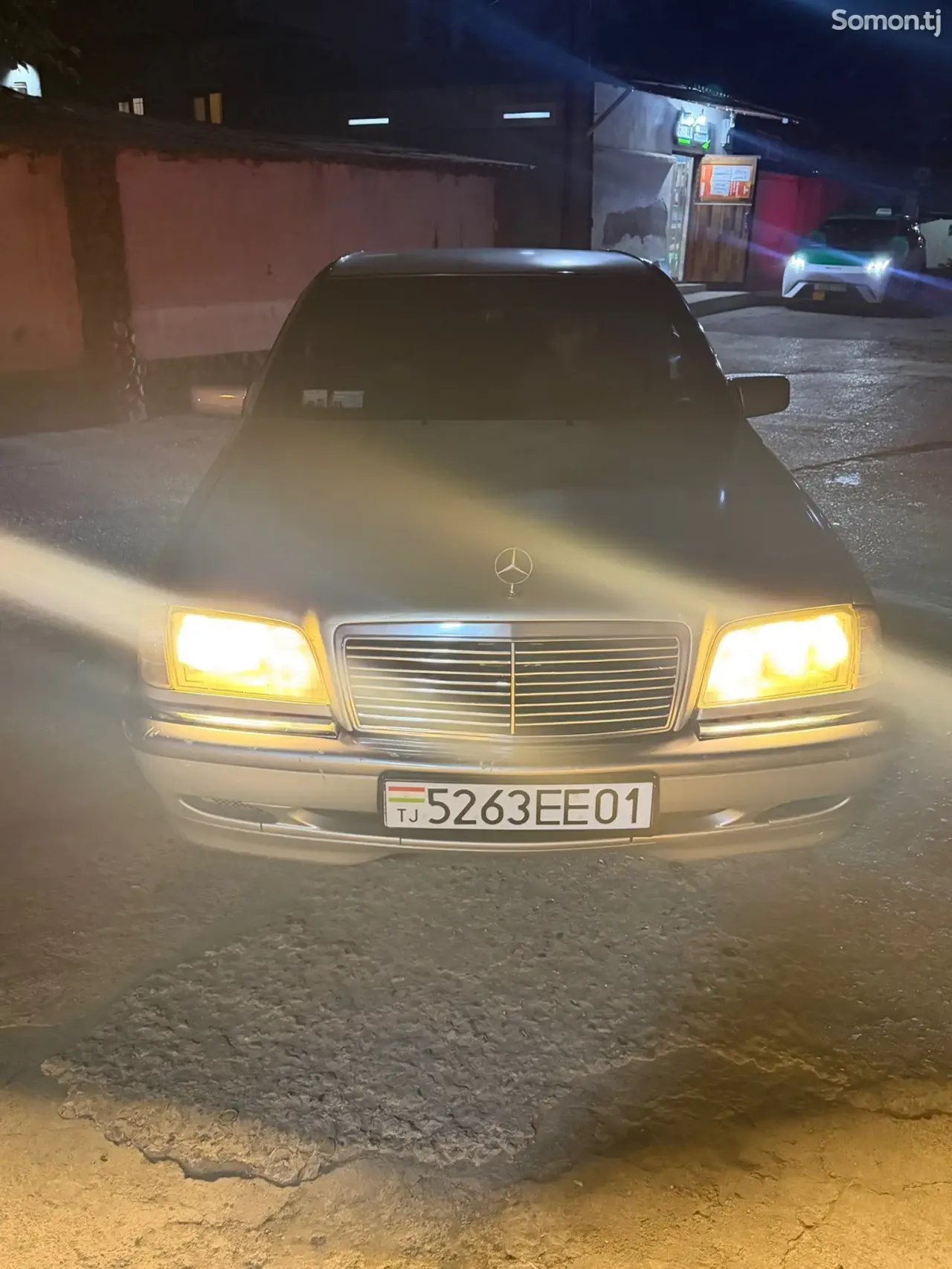 Mercedes-Benz C class 1995 · 1.8 MT