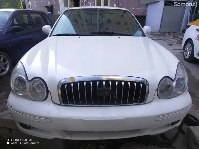 Hyundai Sonata 2002 · 2.0 MT
