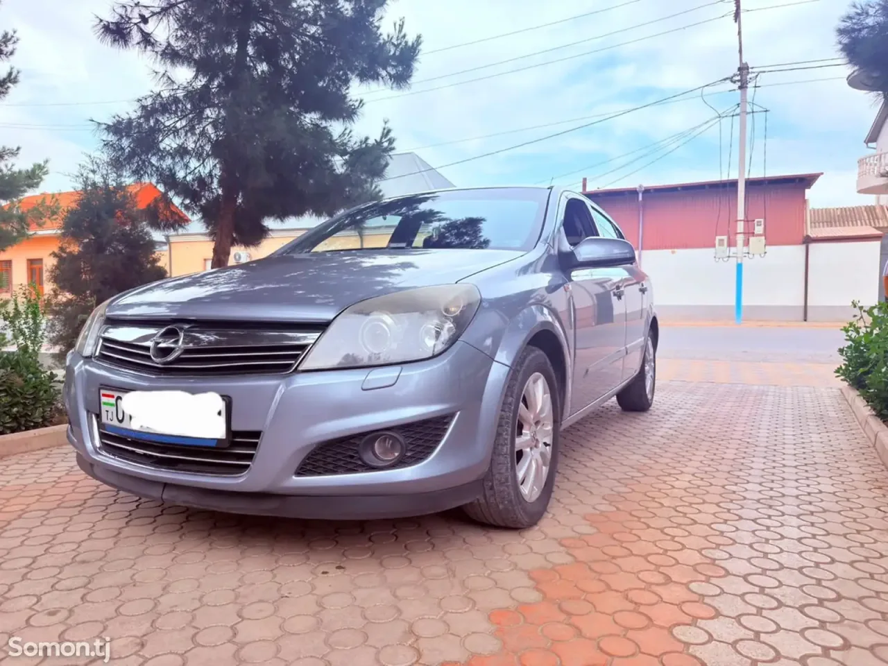 Opel Astra H 2008 · 1.8 MT