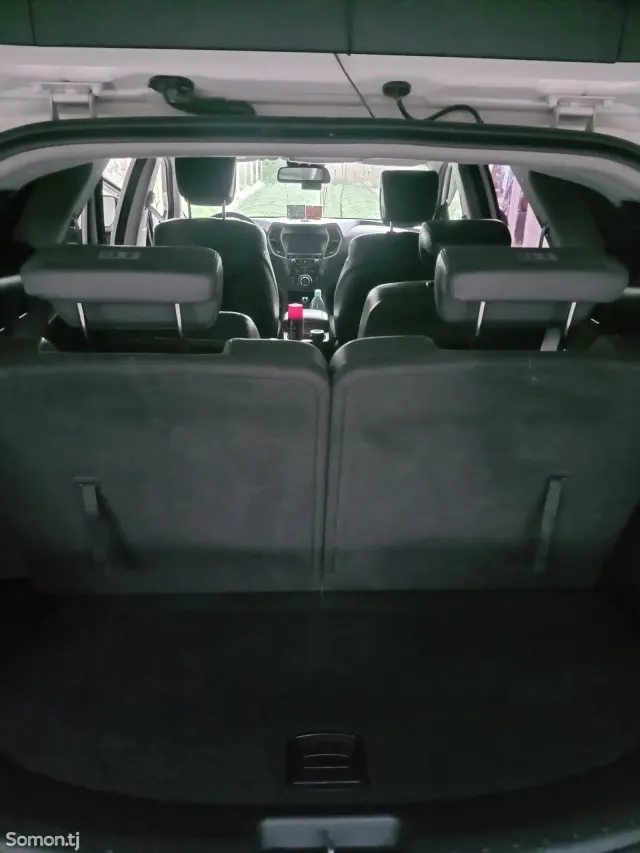 Hyundai Santa Fe 2016 · 2.2 AT