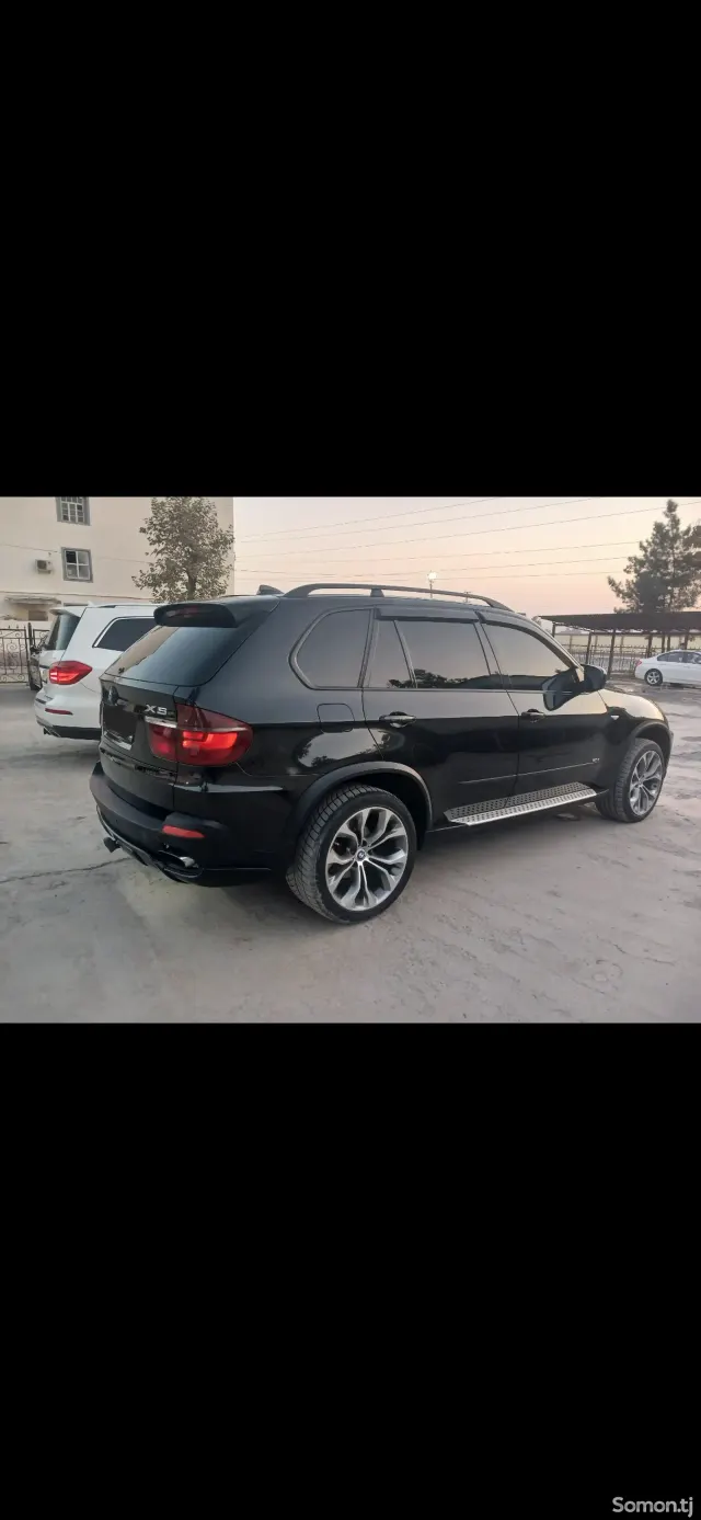 BMW X5 M 2009 · 3.0 CVT