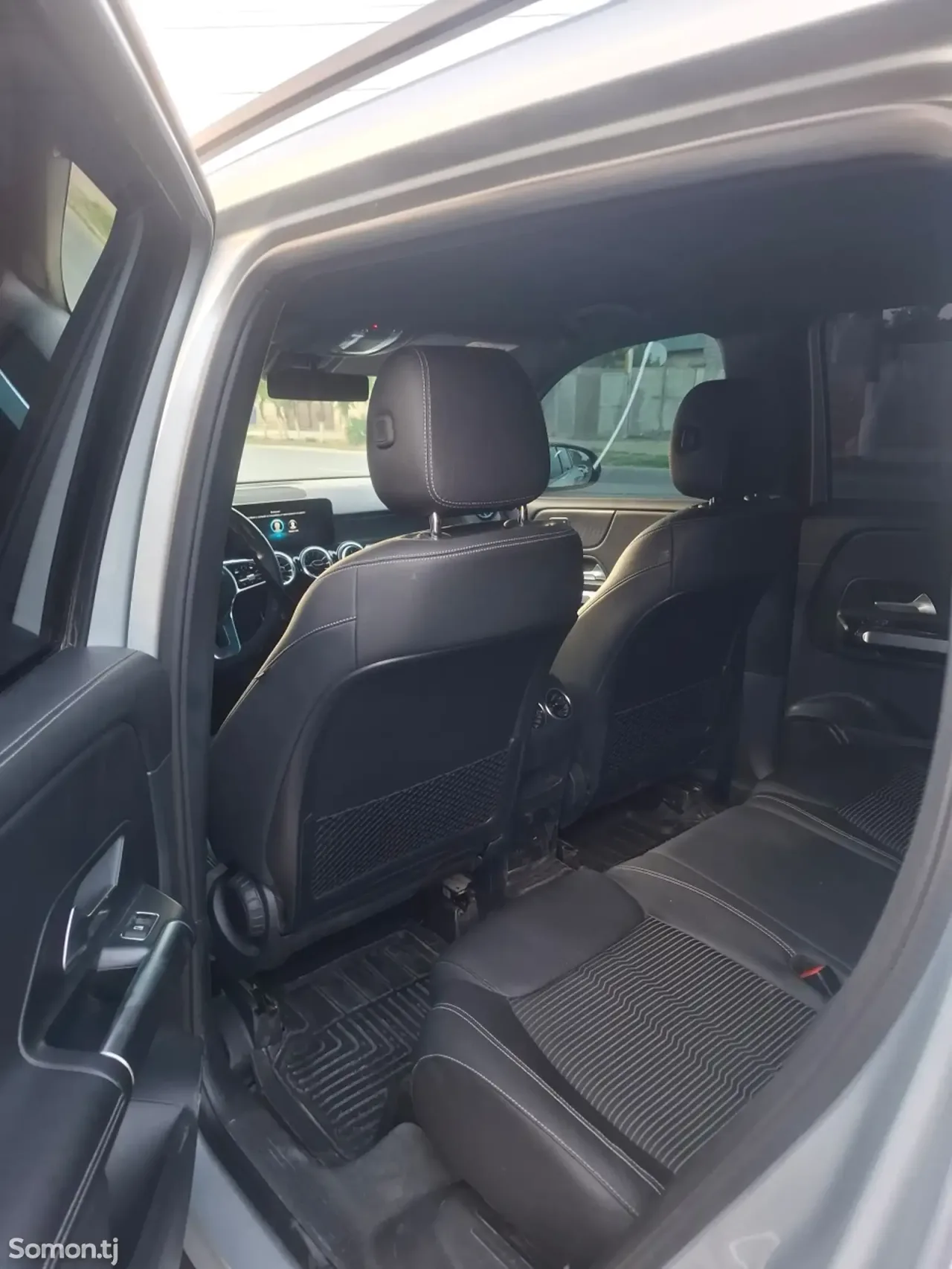 Mercedes-Benz GLB class 2022 · 2.0 AT