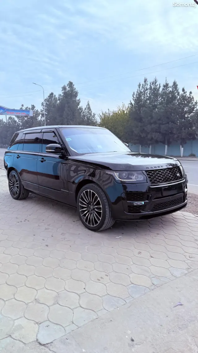 Land Rover Vogue 2017 · 4.4 AT