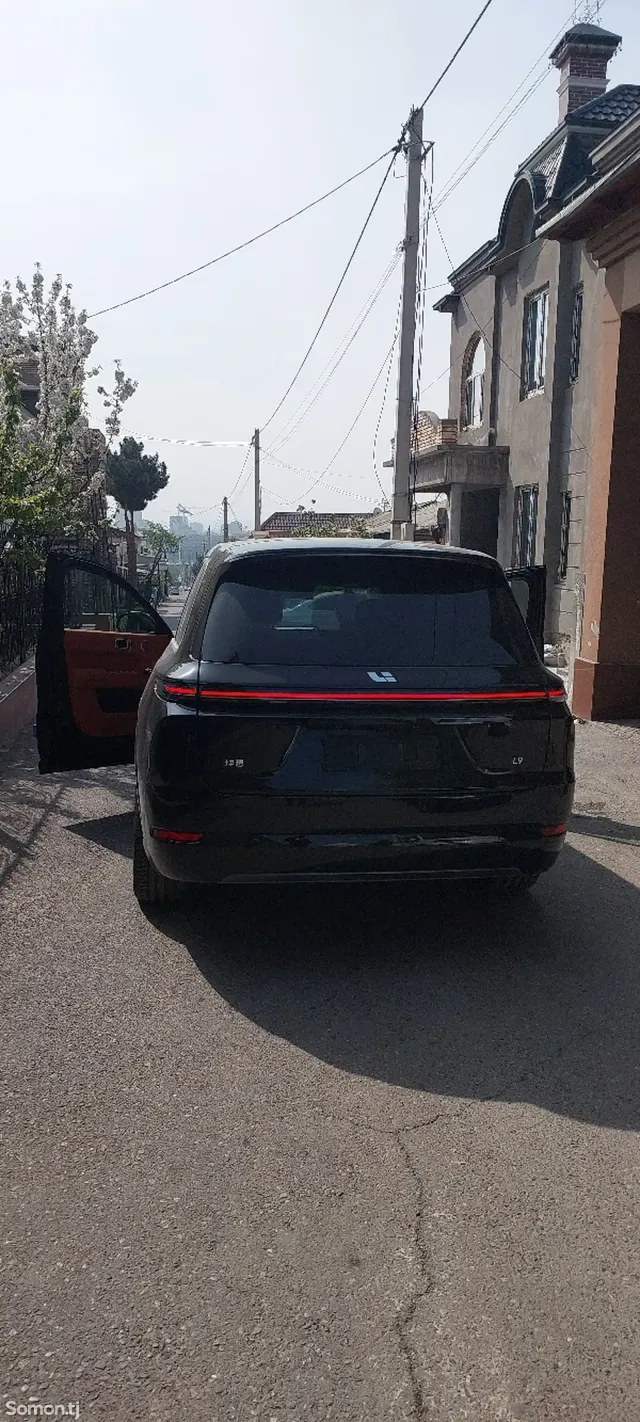 Li Auto (Lixiang) L9 2025 · 1.5 AMT