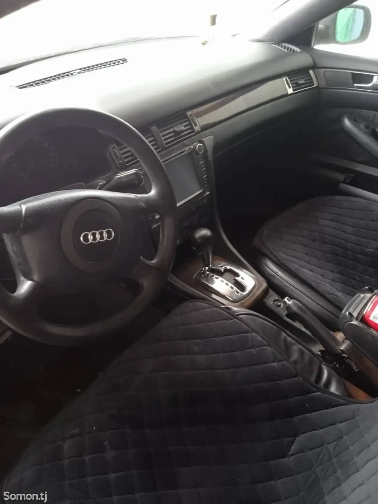 Audi A6 2000 · 2.4 AT