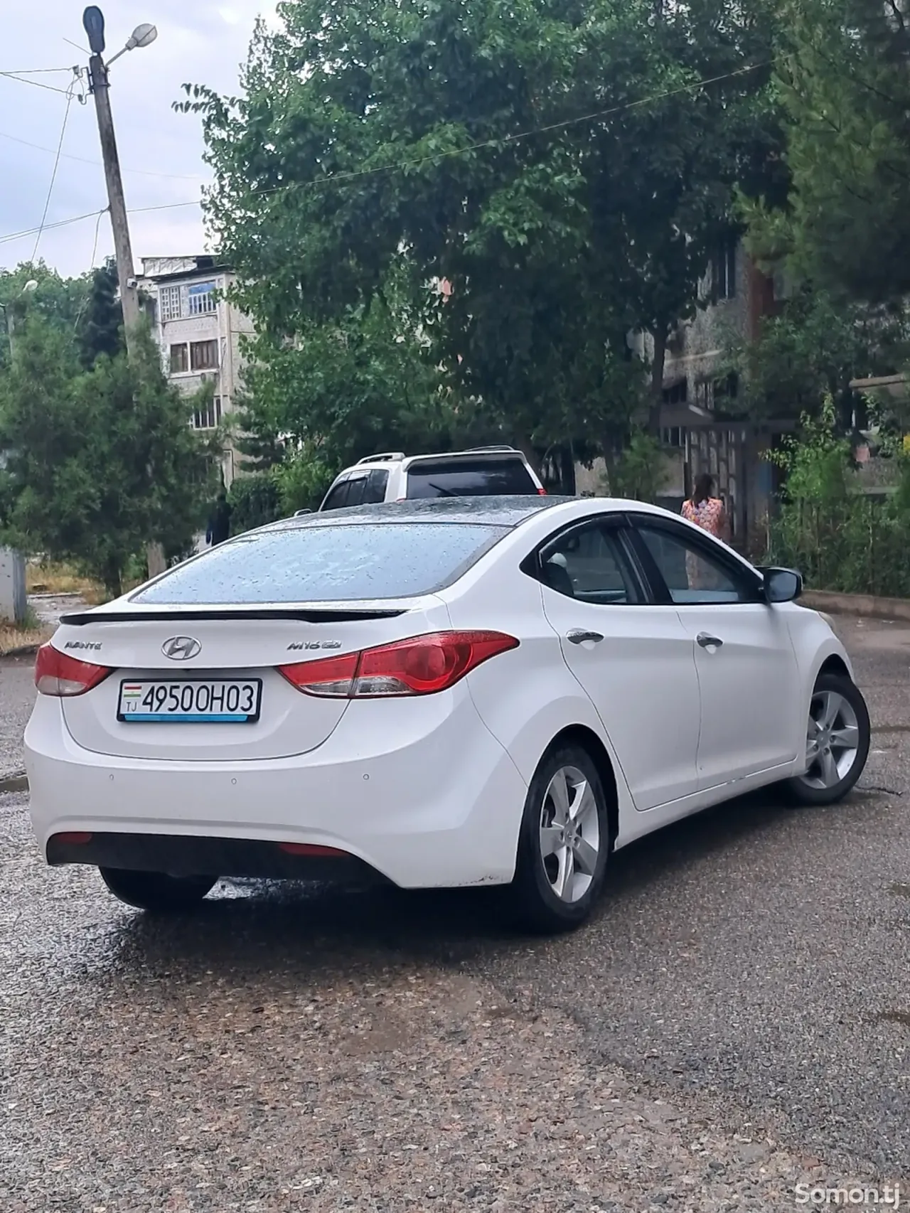 Hyundai Avante 2011 · 1.6 AT