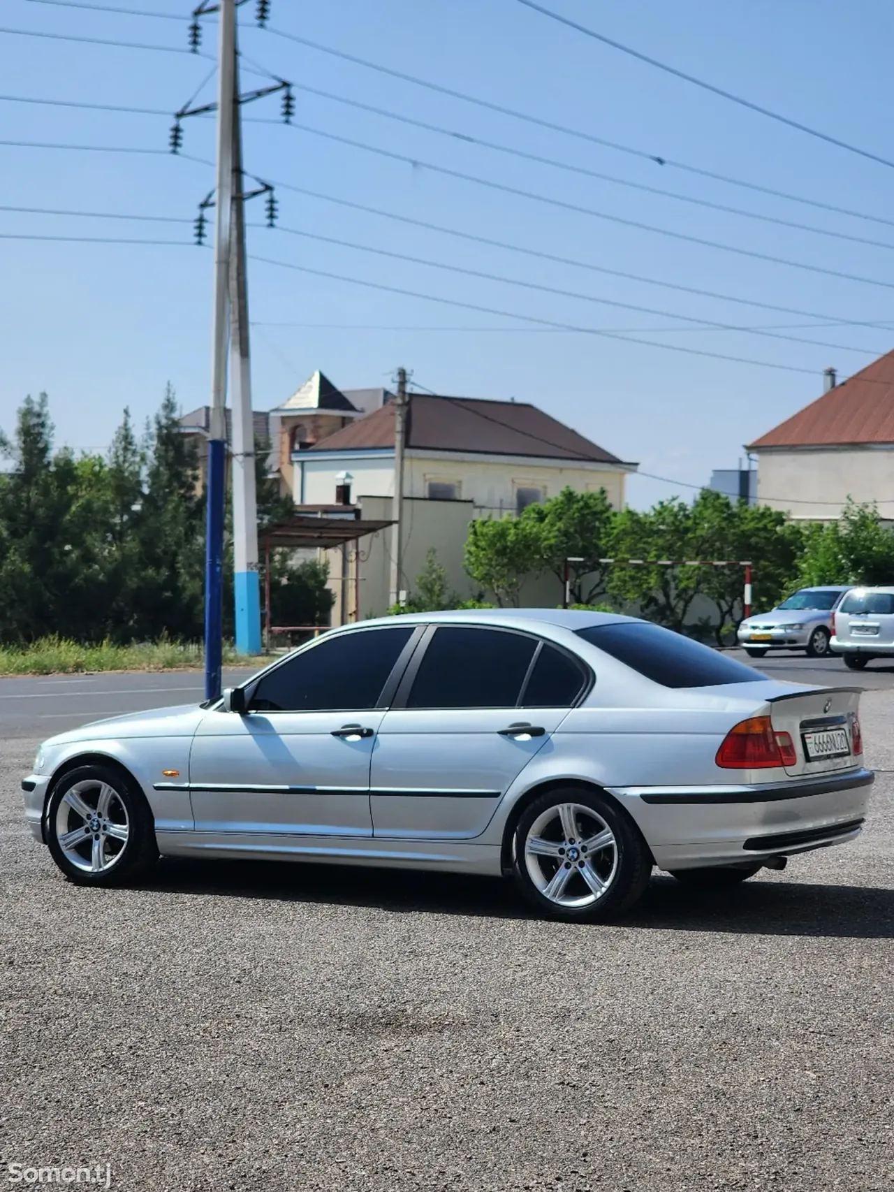 BMW 3 series 1999 · 1.6 MT