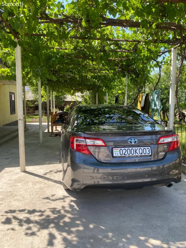 Toyota Camry 2014 · 2.5 AT
