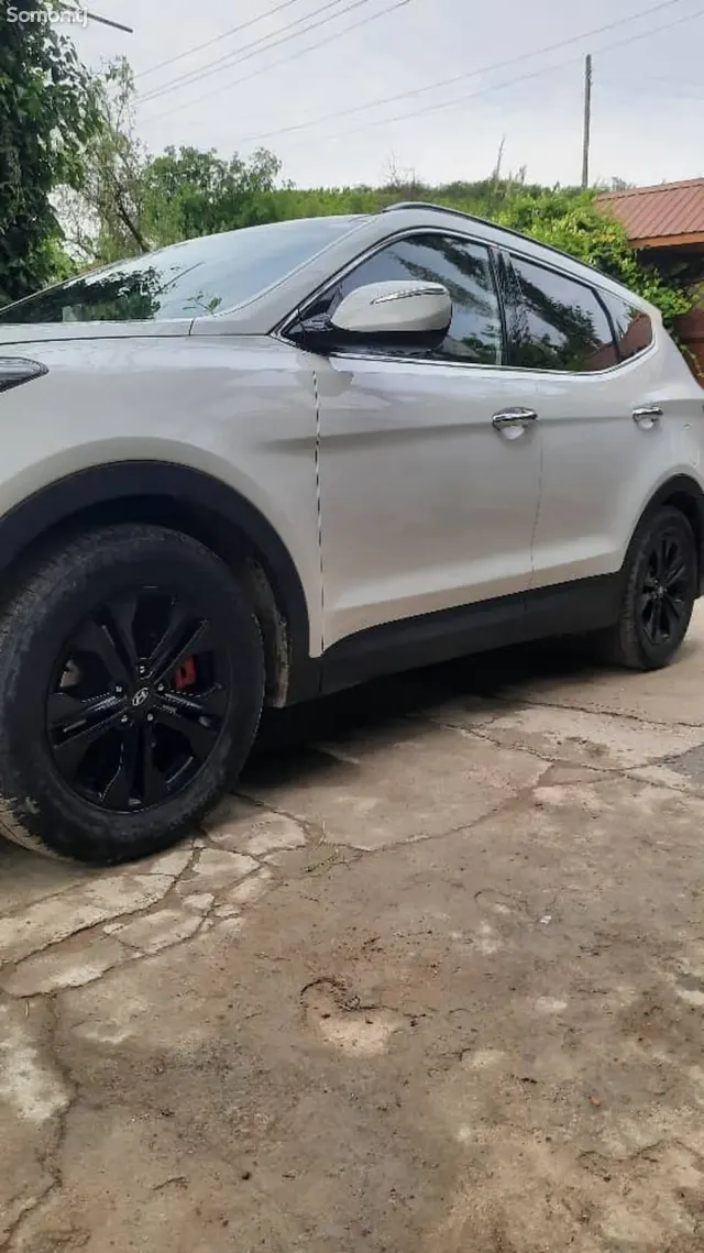 Hyundai Santa Fe 2015 · 2.0 AT