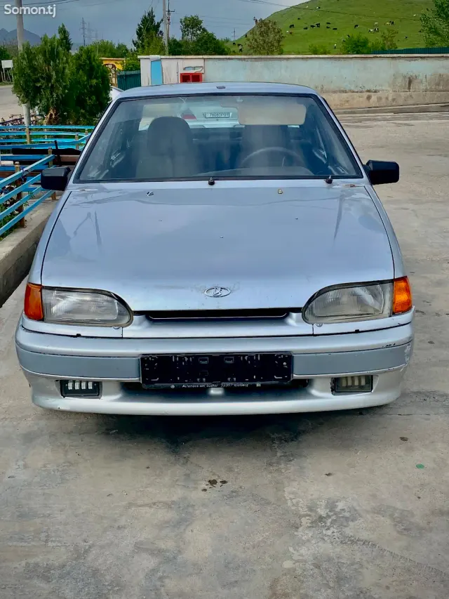 Lada (ВАЗ) 2115 2005 · 1.6 MT