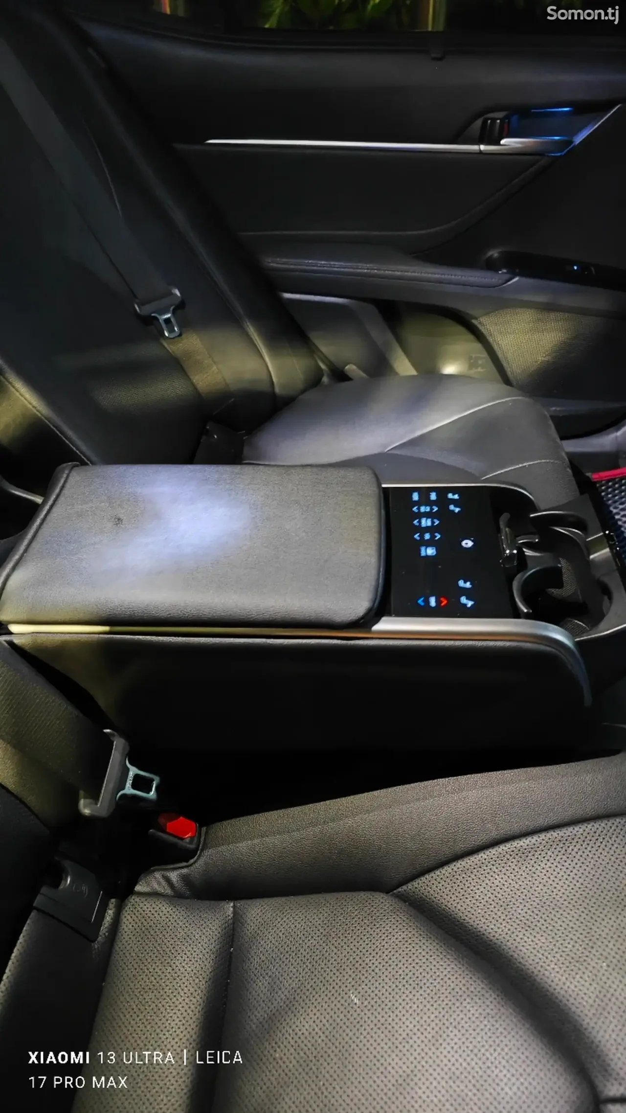 Toyota Camry 2024 · 2.5 AT